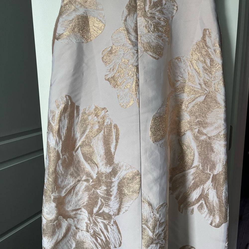 KAY UNGER  FLORAL JACQUARD MIDI CHAMPAGNE DRESS 14 - Picture 10 of 11